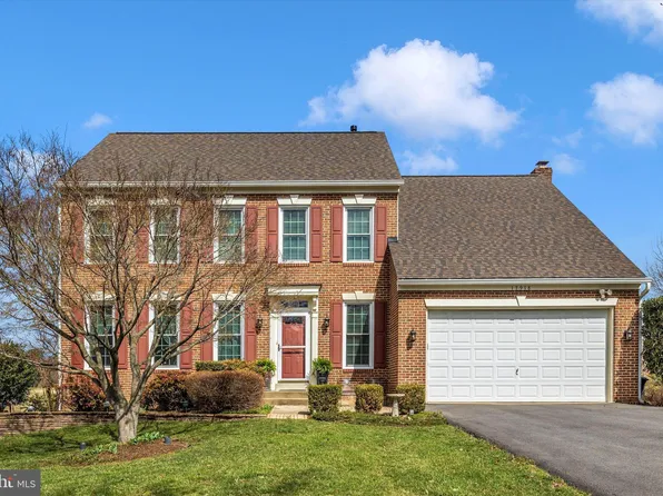 17918 Hickman St, Poolesville, MD 20837