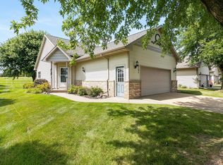 W6151 Victorian Dr, Appleton, WI 54915