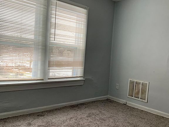 5th image of 4096 E 108th St #Up