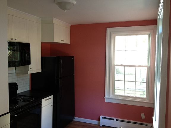 5th image of 396 Orange St #2