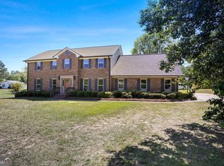 910 Kite Lake Trl, Fayetteville, GA 30214