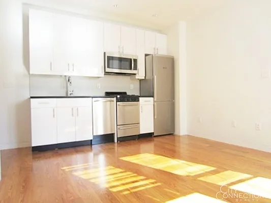 Rented by City Connections Realty | media 24