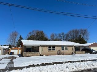 916 Jefferson St, Menasha, WI 54952