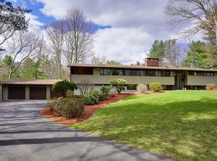 16 Cot Hill Rd, Bedford, MA 01730