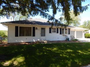 1716 Columbia Pl, West Bend, WI 53095