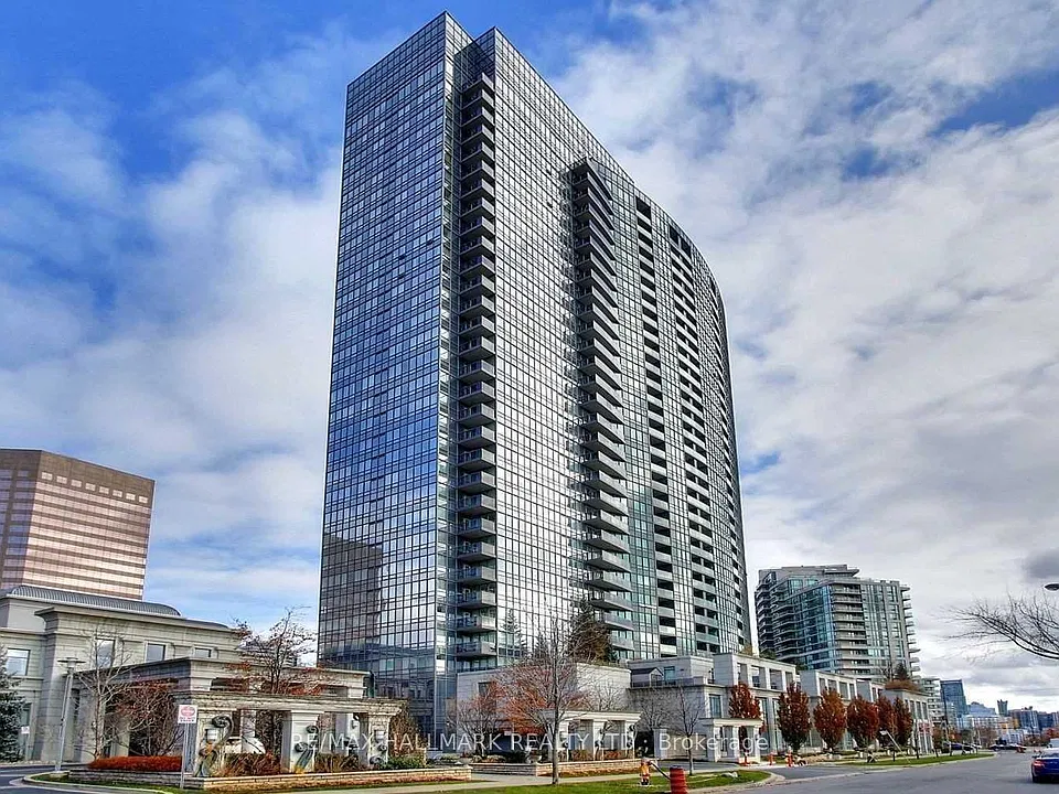 15 Greenview Ave #1306
