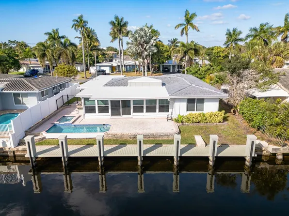 270 SE 9th Ct, Pompano Beach, FL 33060