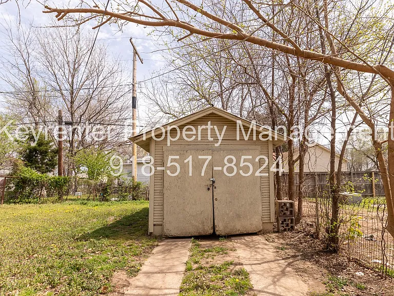 1607 N Lewis Pl — Photo 27
