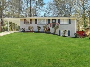 2766 Carriage Ln, College Park, GA 30349