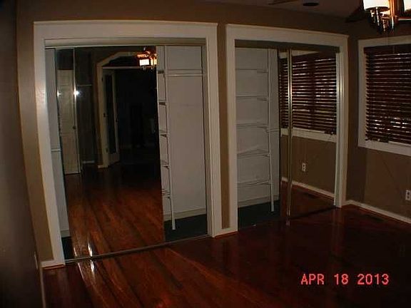 5th image of 4484 W Park Dr