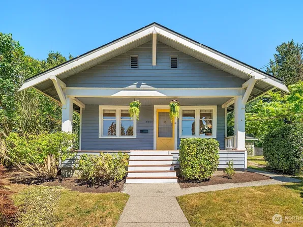 3222 38th Avenue SW, Seattle, WA 98126