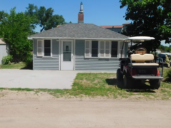 4 Old Lodge Rd, Columbus, NE 68601