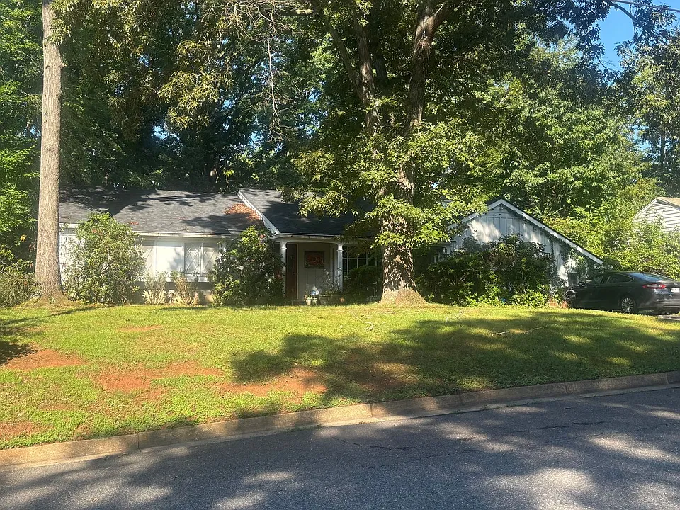5200 Wedgewood Rd