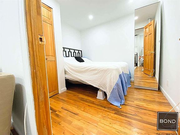 5th image of 438 E 9th St #1A