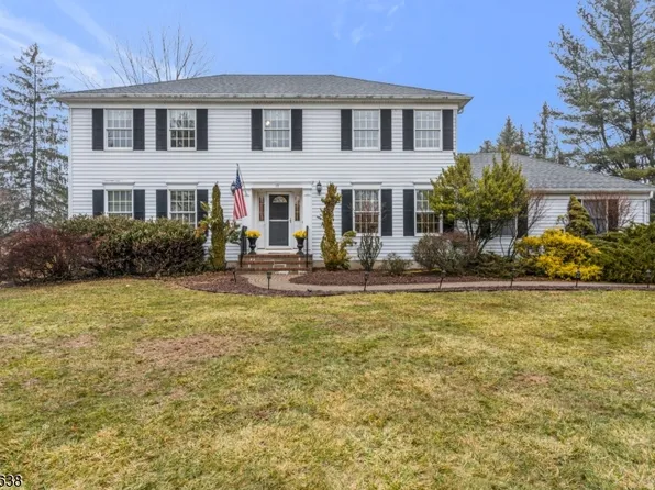 13 Grandview Cir, Raritan Twp., NJ 08822