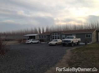 76897 Homestead Ln, Hermiston, OR 97838