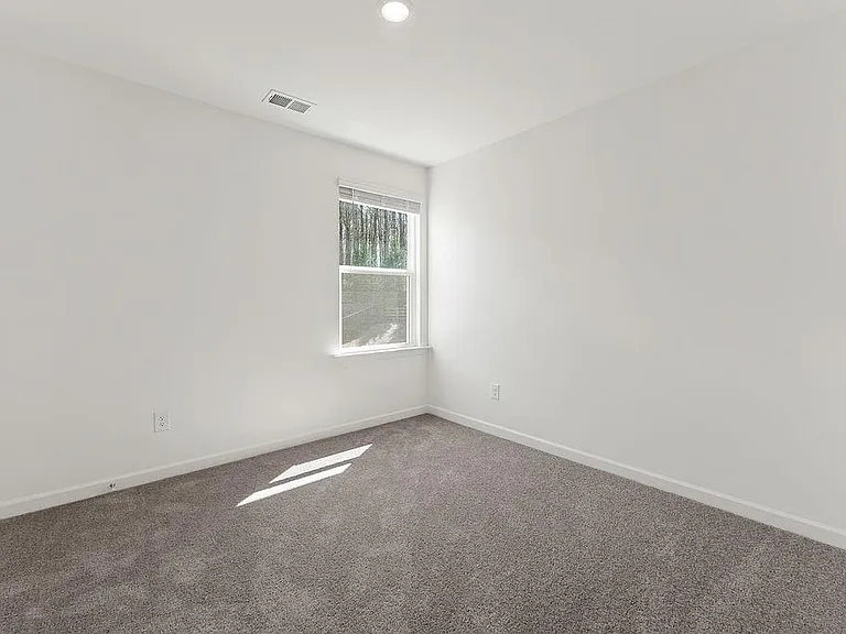 103 Dewitt Dr — Photo 27