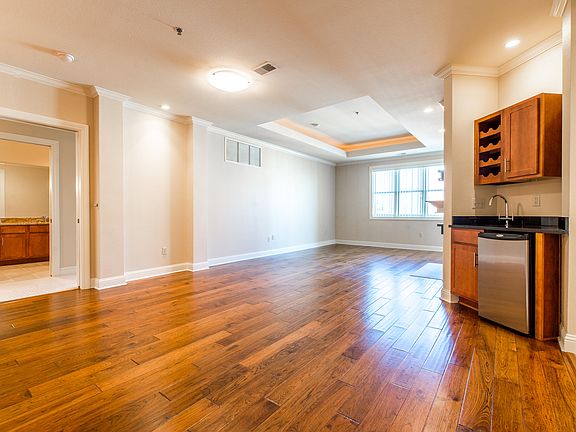 3rd image of 10504 Branson Lndg