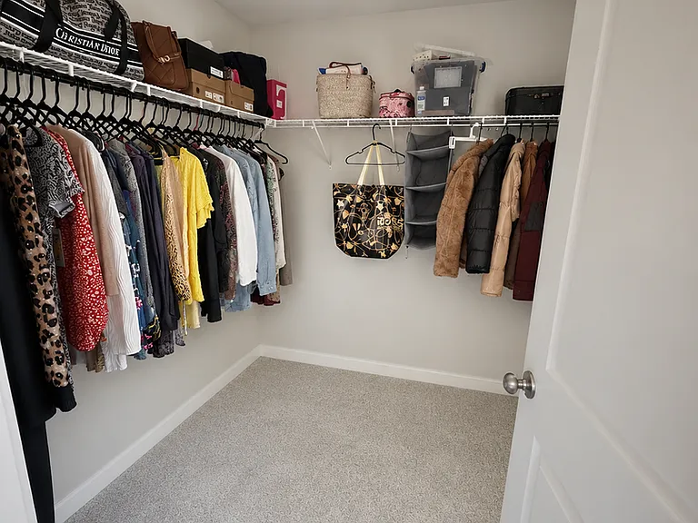 335 Locust Run Dr — Photo 14