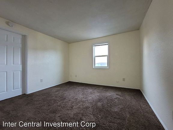 3rd image of 209 W James St #10854764
