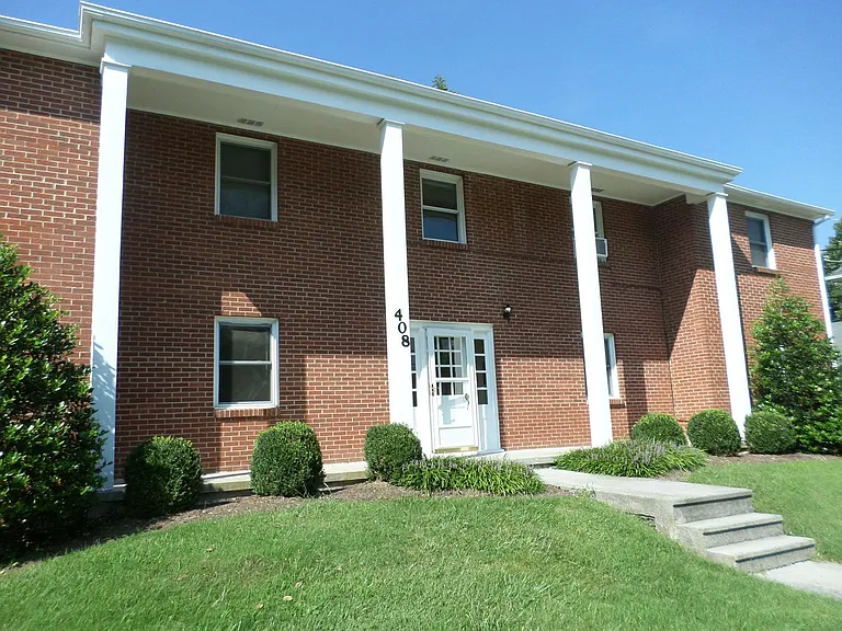 043AB - 408 Harrell Street M — Photo 1
