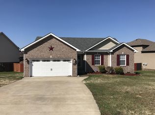 2000 General Neyland Dr, Clarksville, TN 37042