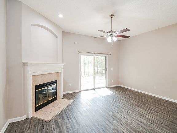 3rd image of 2372 Cherokee Cove Trl