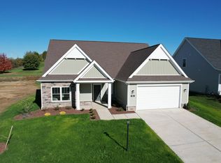 303 Stately Ct, Valencia, PA