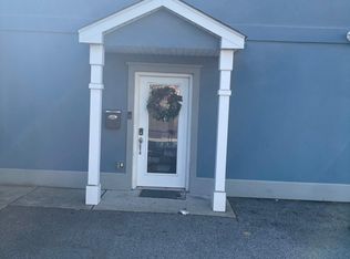 60 N Main St, Florida, NY 10921