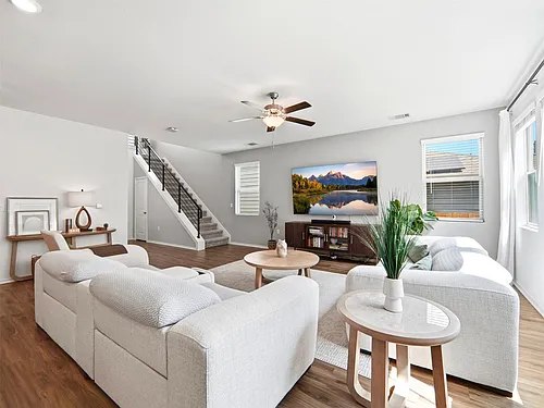 10215 Buster Dr Photo 1
