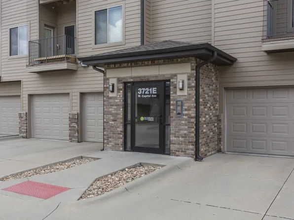 The Sterling Apartments at Grand Island
