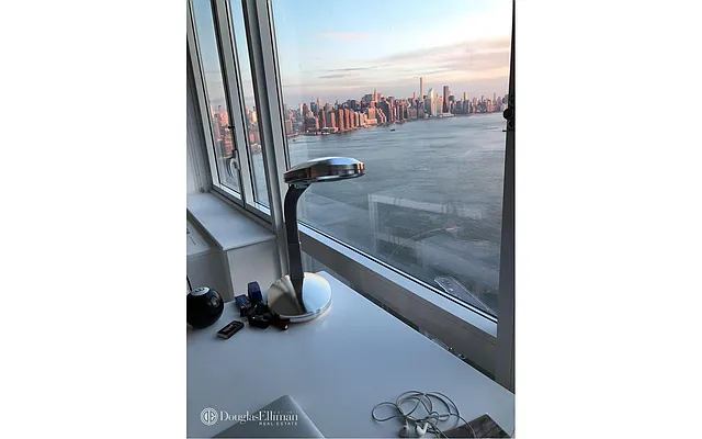 Rented by Douglas Elliman | media 20