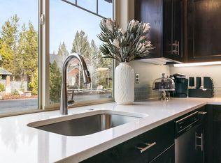 51832 Hollinshead Pl, La Pine, OR