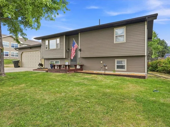 2621 Moose Dr, Sturgis, SD 57785