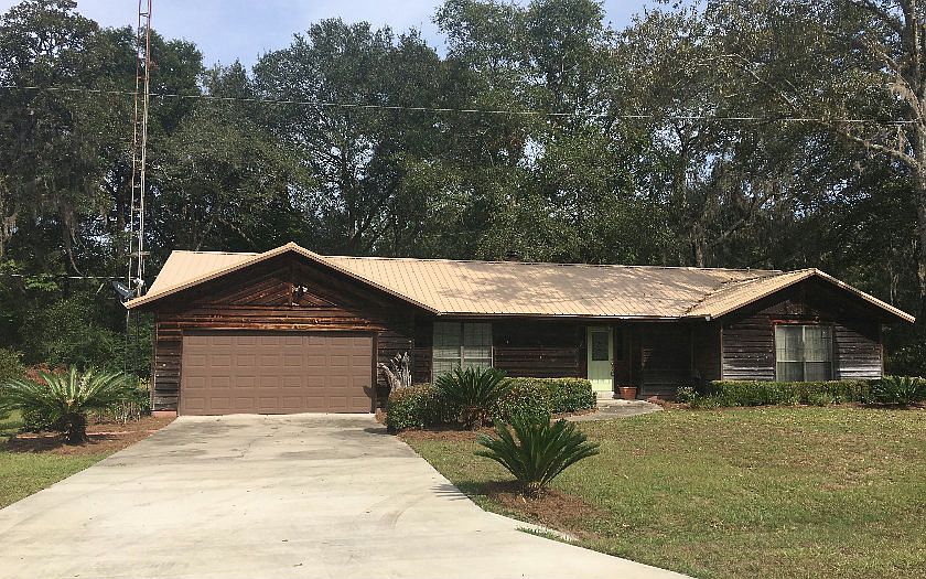 1st image of 129 NW Acorn Dr