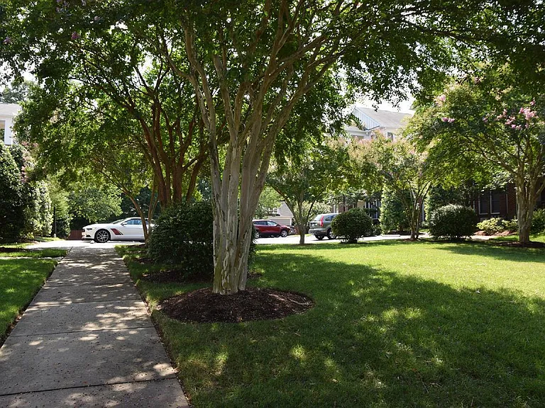 720 N Person St #103 — Photo 24