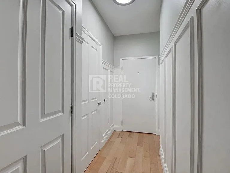 1950 N Logan St #302 — Photo 11