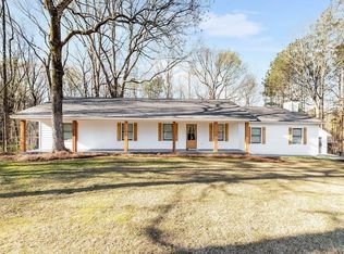 295 W Miles Rd, Carrollton, GA 30116