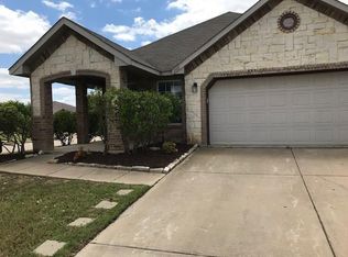 260 Chalk Mountain Dr, Fort Worth, TX 76140