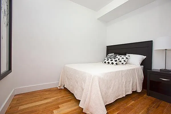 Rented by Platinum Properties | media 7