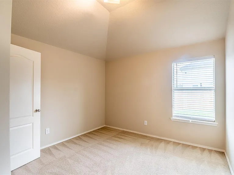 24622 Colonial Birch Ln — Photo 24