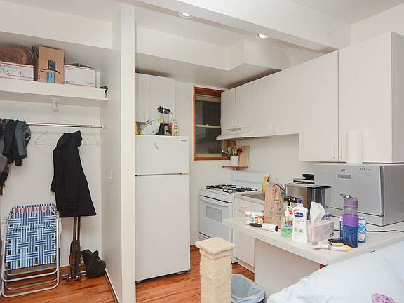 5th image of 1307 N Greenview Ave #F2