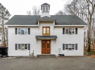 28 Union St APT D, Rockland, MA 02370