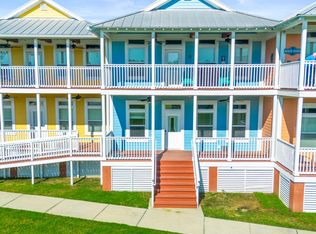 1515 E Beach Blvd APT 114, Pass Christian, MS 39571