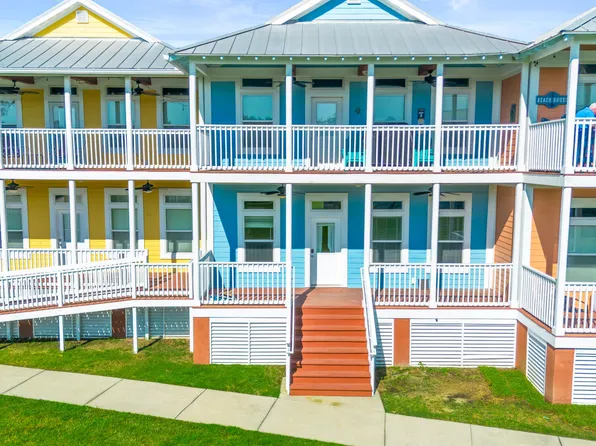 1515 E Beach Blvd APT 114, Pass Christian, MS 39571