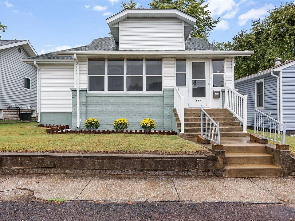 1st image of 227 Washington Ave