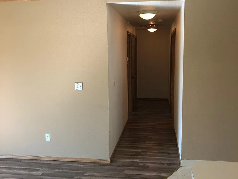 2912 NE Delancey Ct — Photo 13
