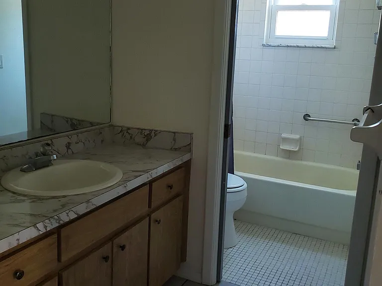 7651 Jenner Ave — Photo 7