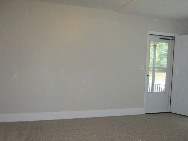 404 414th Tpke — Photo 3