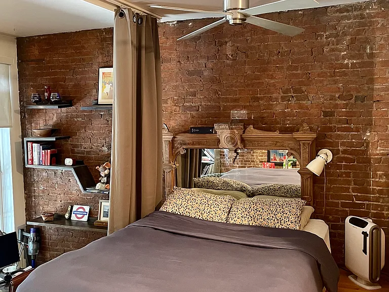 39 W 83rd St #4 — Photo 8